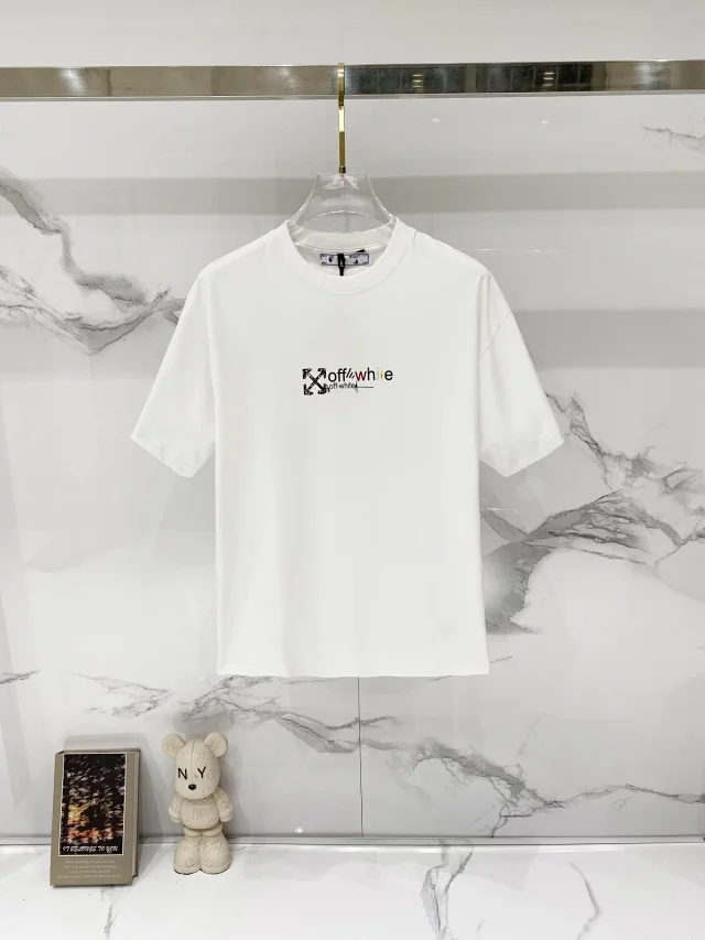 Off-White T-Shirts Short-Sleeve Logo Print product detail image 12