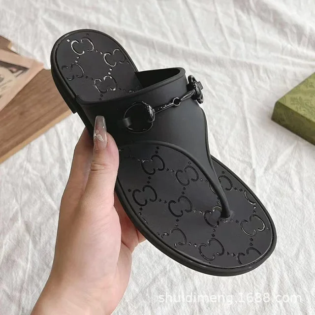 Unbranded Sandals Thong with embossed interlocking motif and metal-detail vamp strap product detail image 1