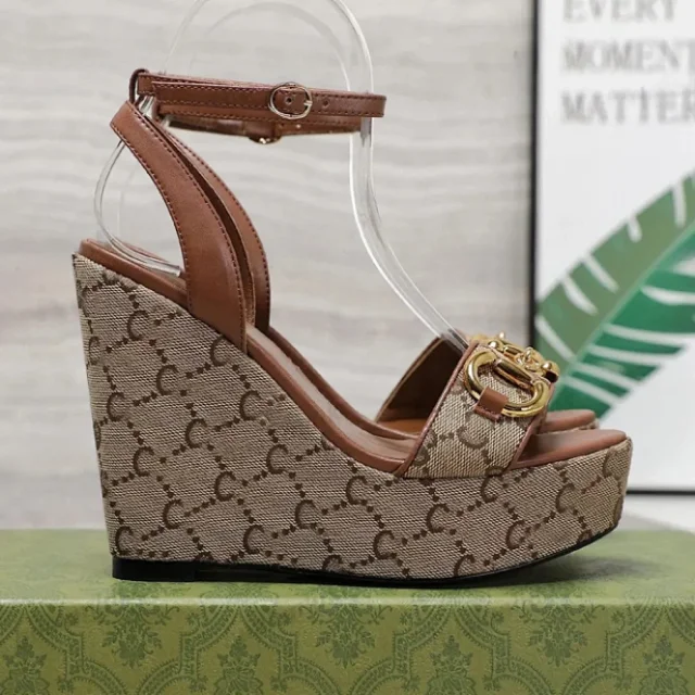 Unbranded High Heels Platform slingback sandals with horsebit-style hardware product detail image 4