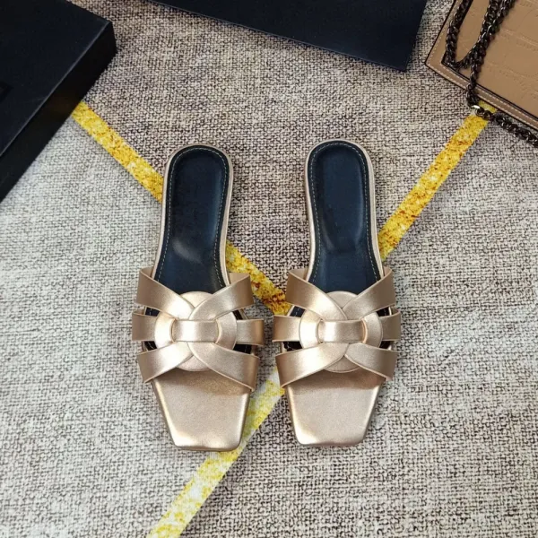 Design White Croc-Embossed Knotted Mule Sandals Slippers - 20