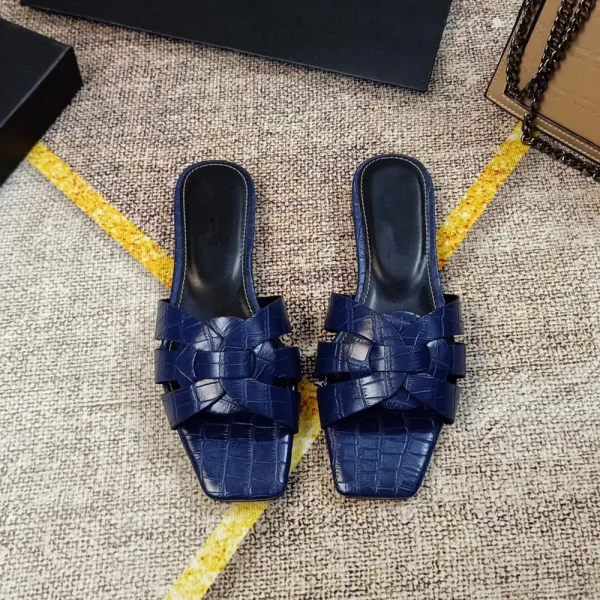 Design White Croc-Embossed Knotted Mule Sandals Slippers - 31
