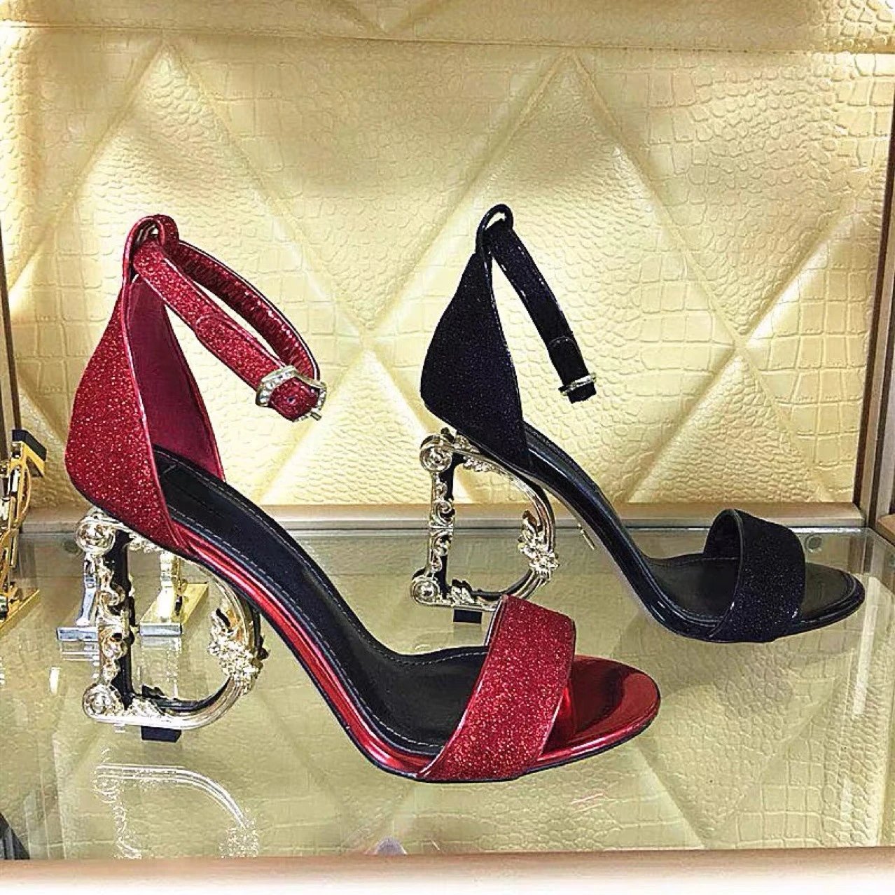 Dior D-Logo Red Glit