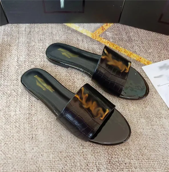 Design Croc-Embossed Patent Leather Slide Sandals Black Slippers - 6