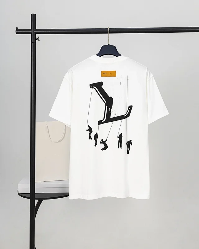 Louis Vuitton T-Shirts Short-Sleeve Graphic Print T-Shirt product detail image 46