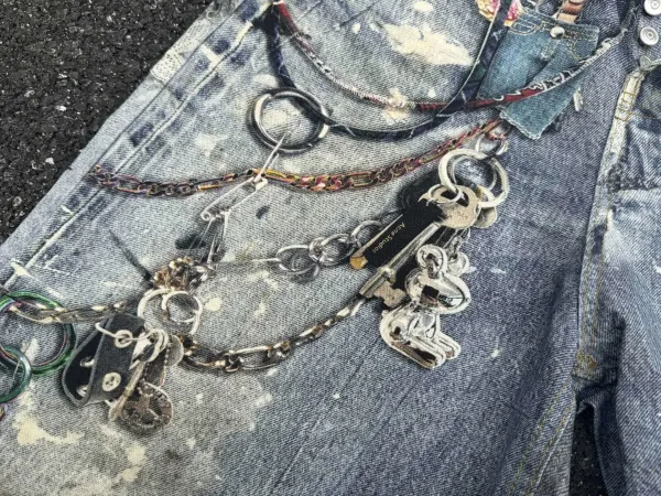 Design Distressed Wide-Leg Light Wash Jeans - 3
