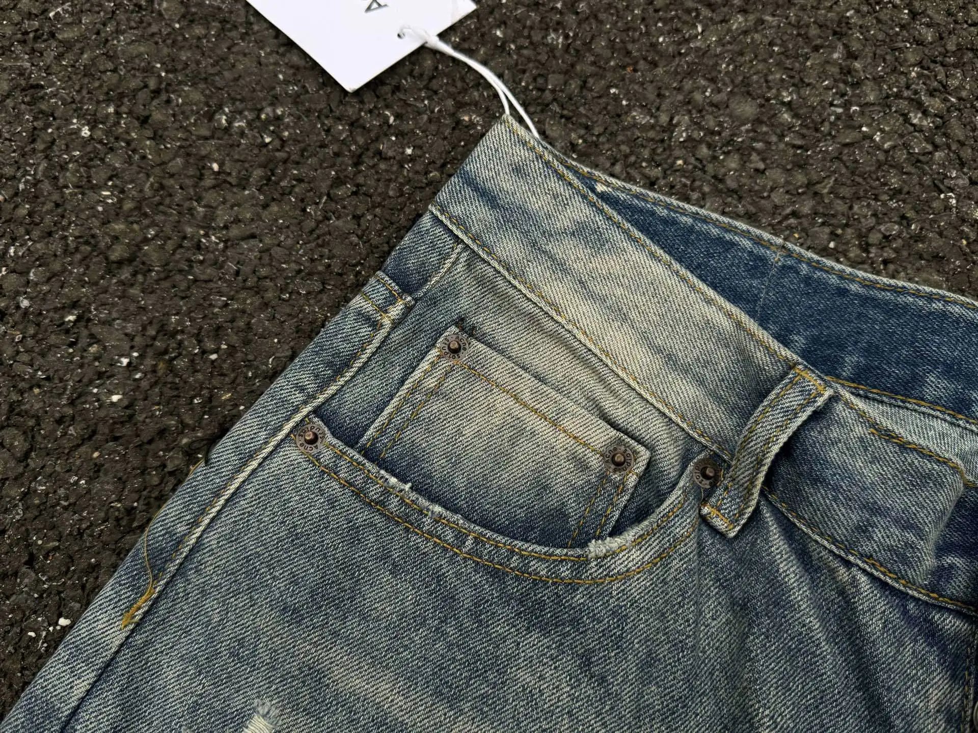 Design Distressed Wide-Leg Light Wash Jeans - 8