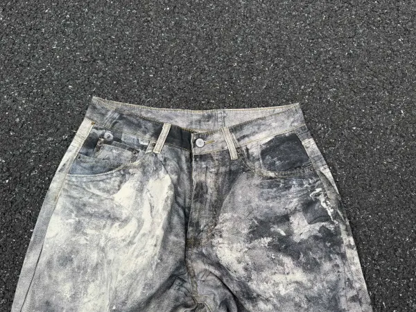Design Distressed Wide-Leg Light Wash Jeans - 6