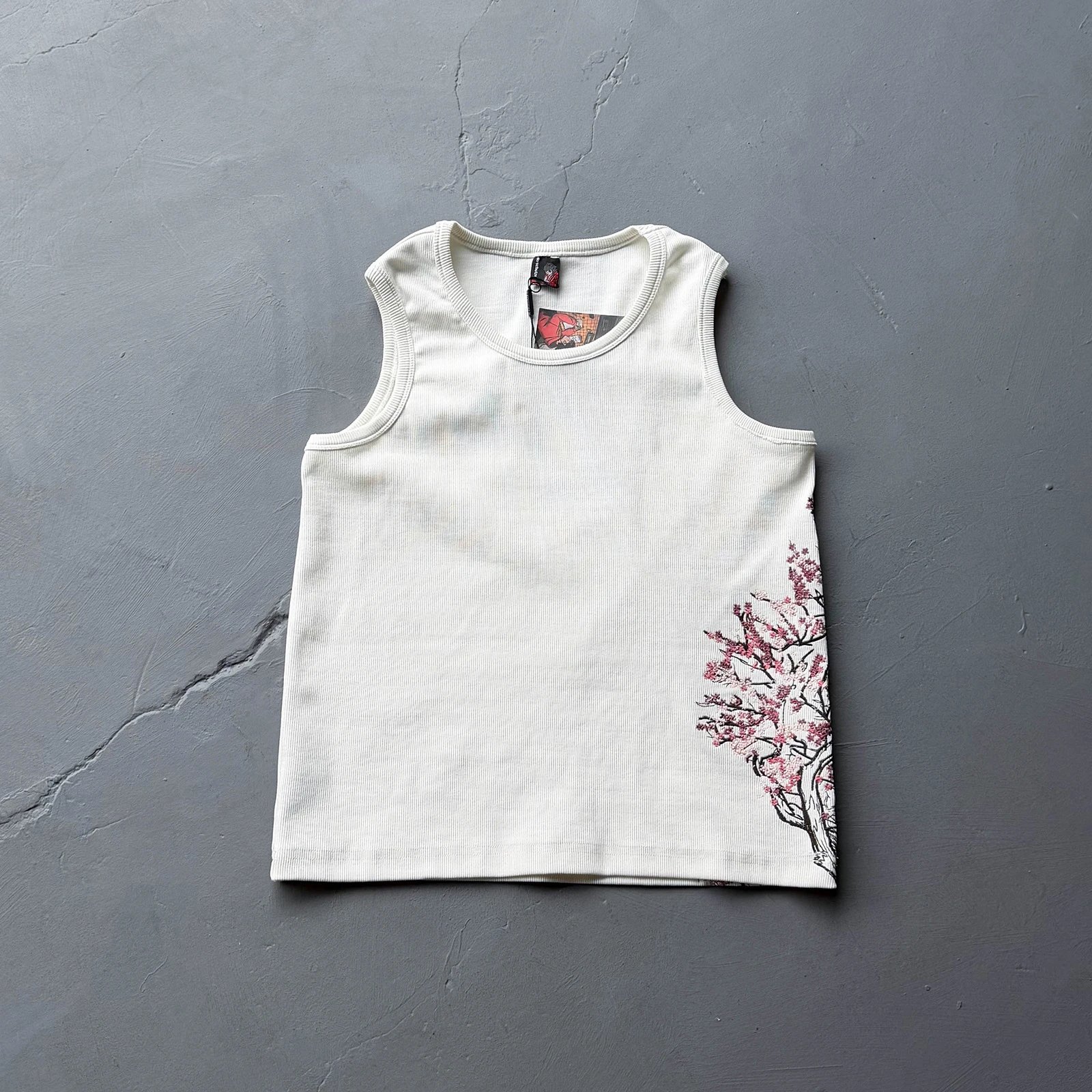 DS08/White (Good Quality)