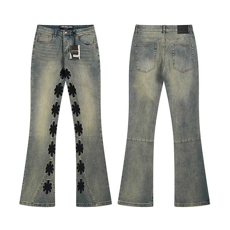 Lost Shdw Jeans Flared with flower appliqués image 3