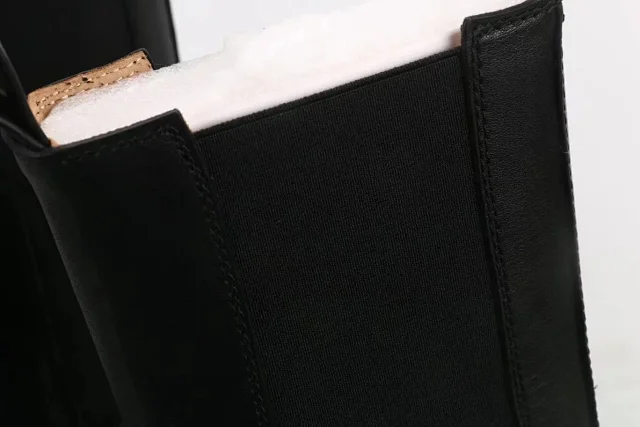 Unbranded Boots Chelsea with Lug Soles product detail image 9
