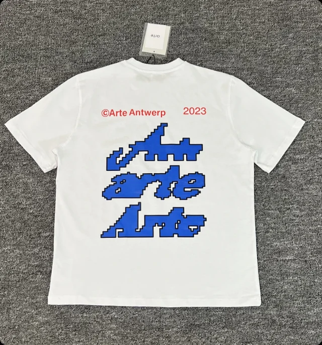Arte T-Shirts Graphic Print T-Shirt product detail image 9