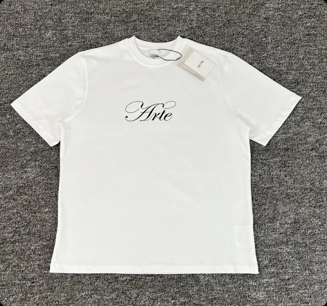Arte T-Shirts Graphic Print T-Shirt product detail image 17