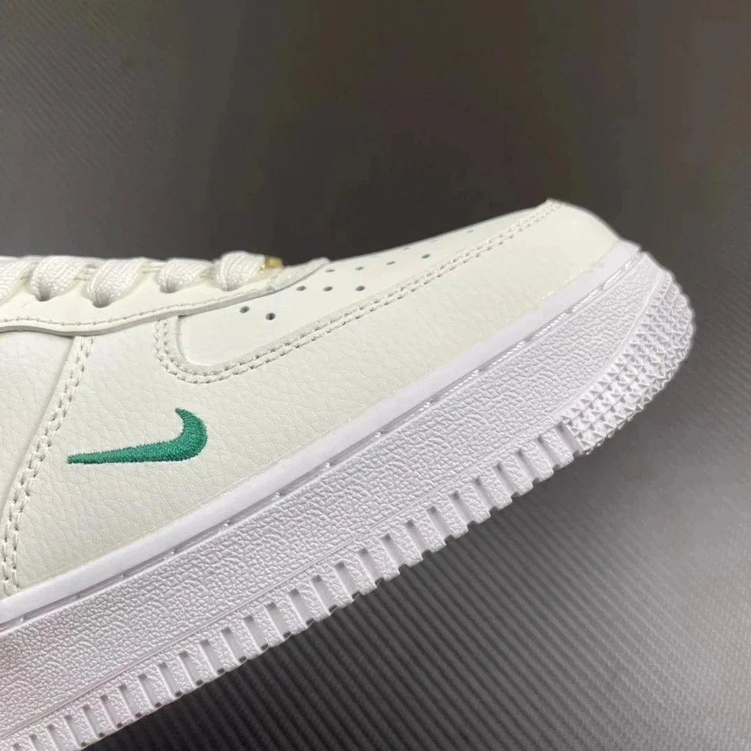 Nike Air Force 1 White Green Casual Sneakers