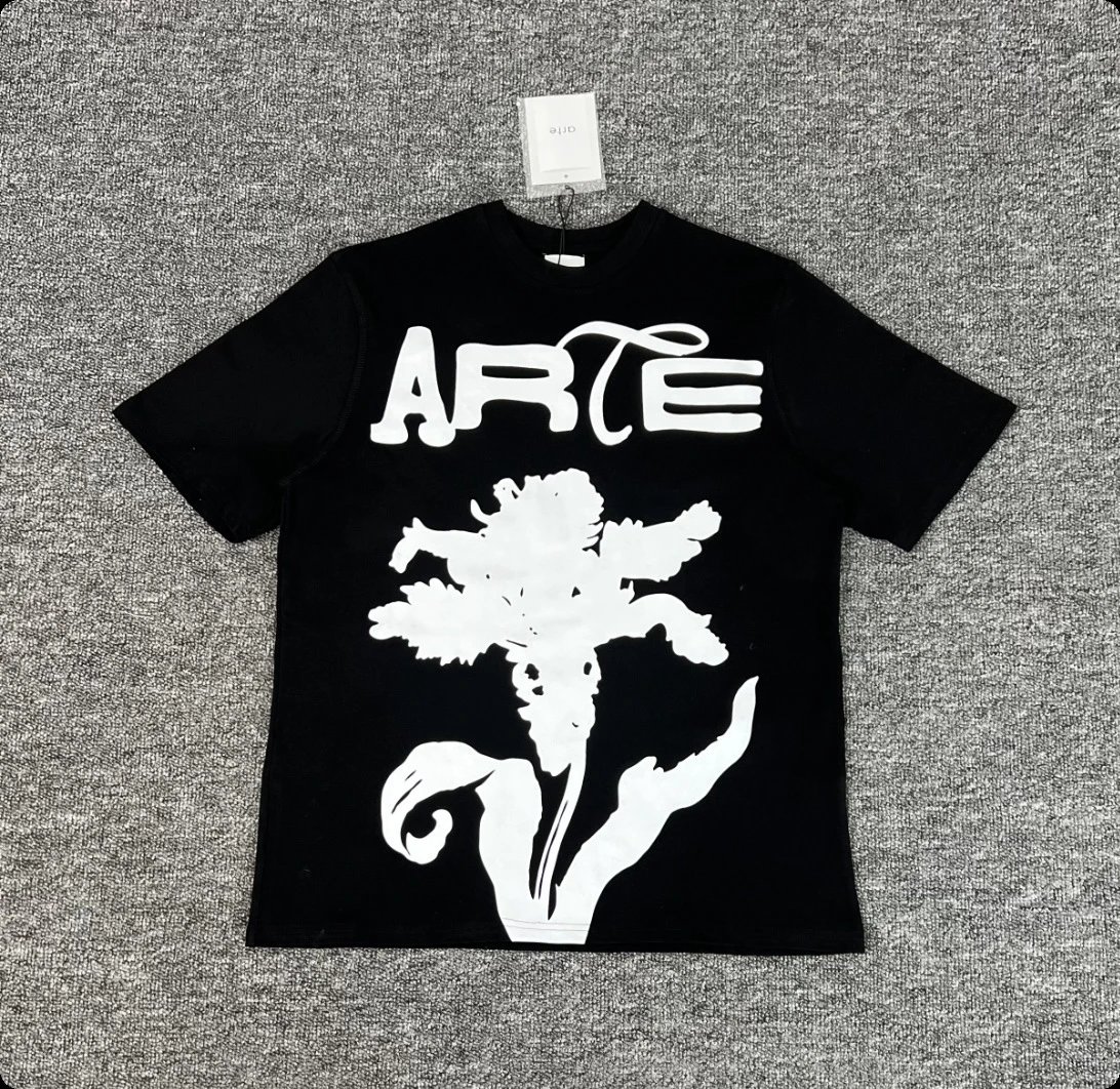 Arte T-Shirts Graphic Print T-Shirt — 211 Black