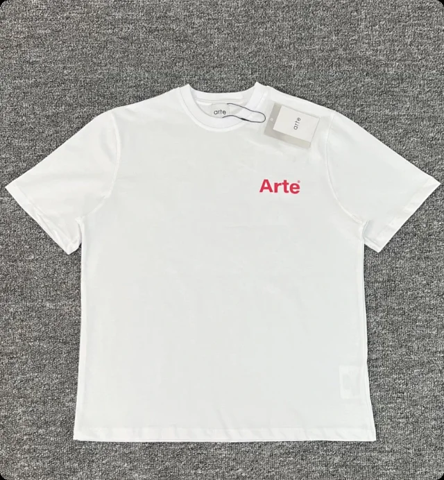 Arte T-Shirts Graphic Print T-Shirt product detail image 12