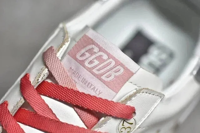 Golden Goose Sneakers Super-Star star-detail product detail image 26