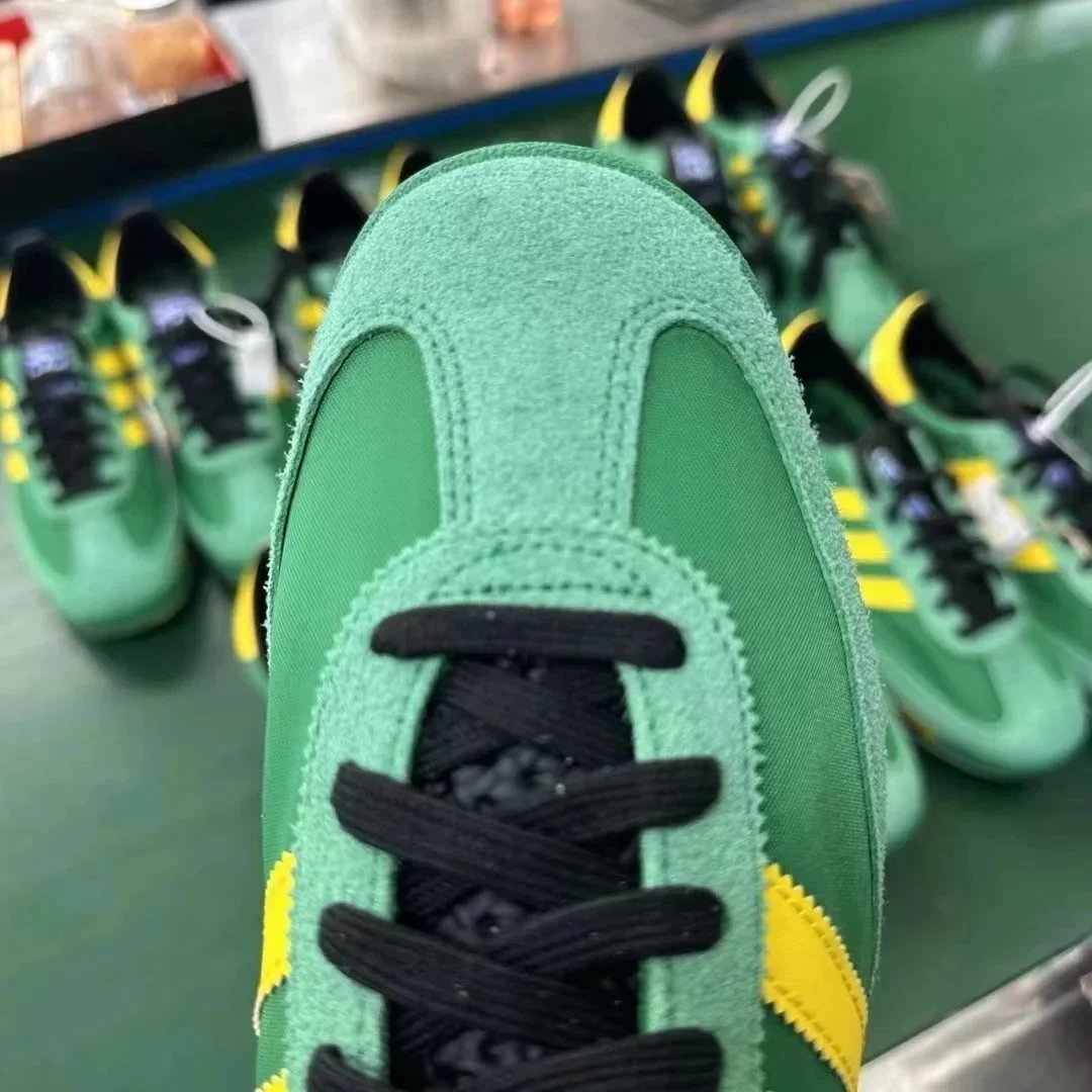 Adidas Sneakers SL 72 image 4
