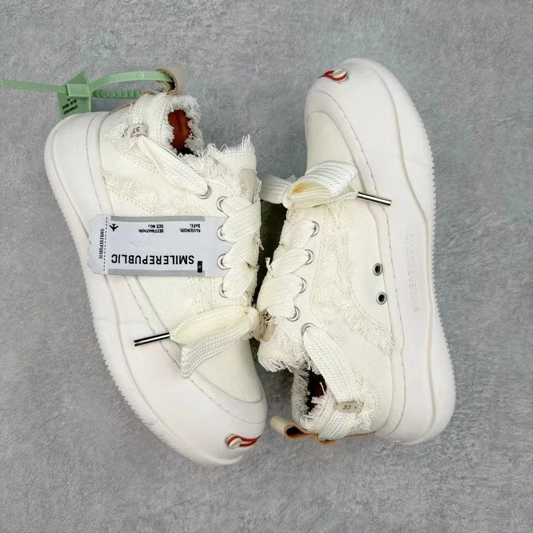 SMILEREPUBLIC Sneakers Classic Low.SP image 4
