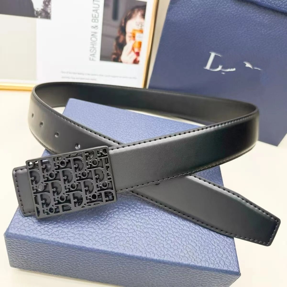 Unbranded Belts Black leather-look belt with rectangular monogram buckle image 3