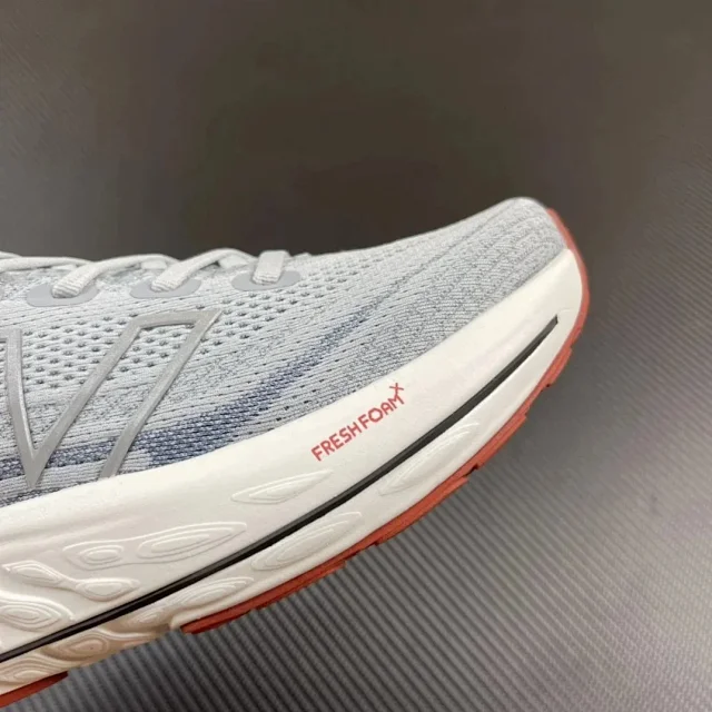 New Balance Sneakers Fresh Foam X Vongo v6 product detail image 12