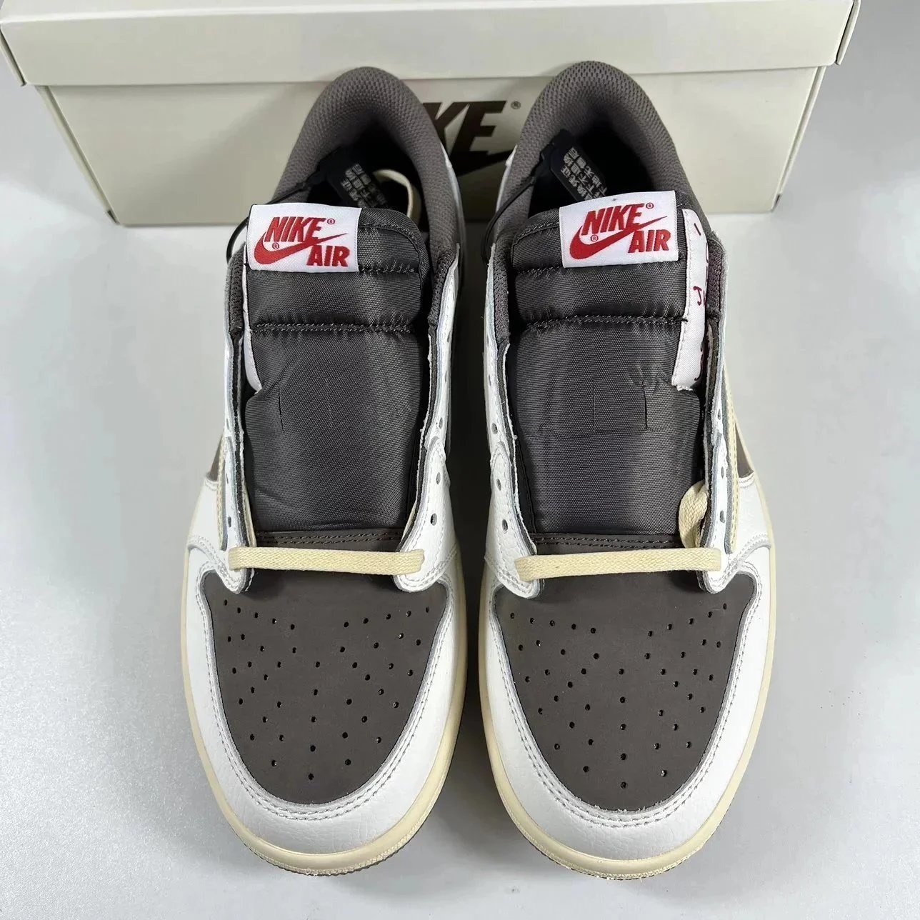 Nike Air Jordan 1 Low White Grey Off White Collaborative Sneakers