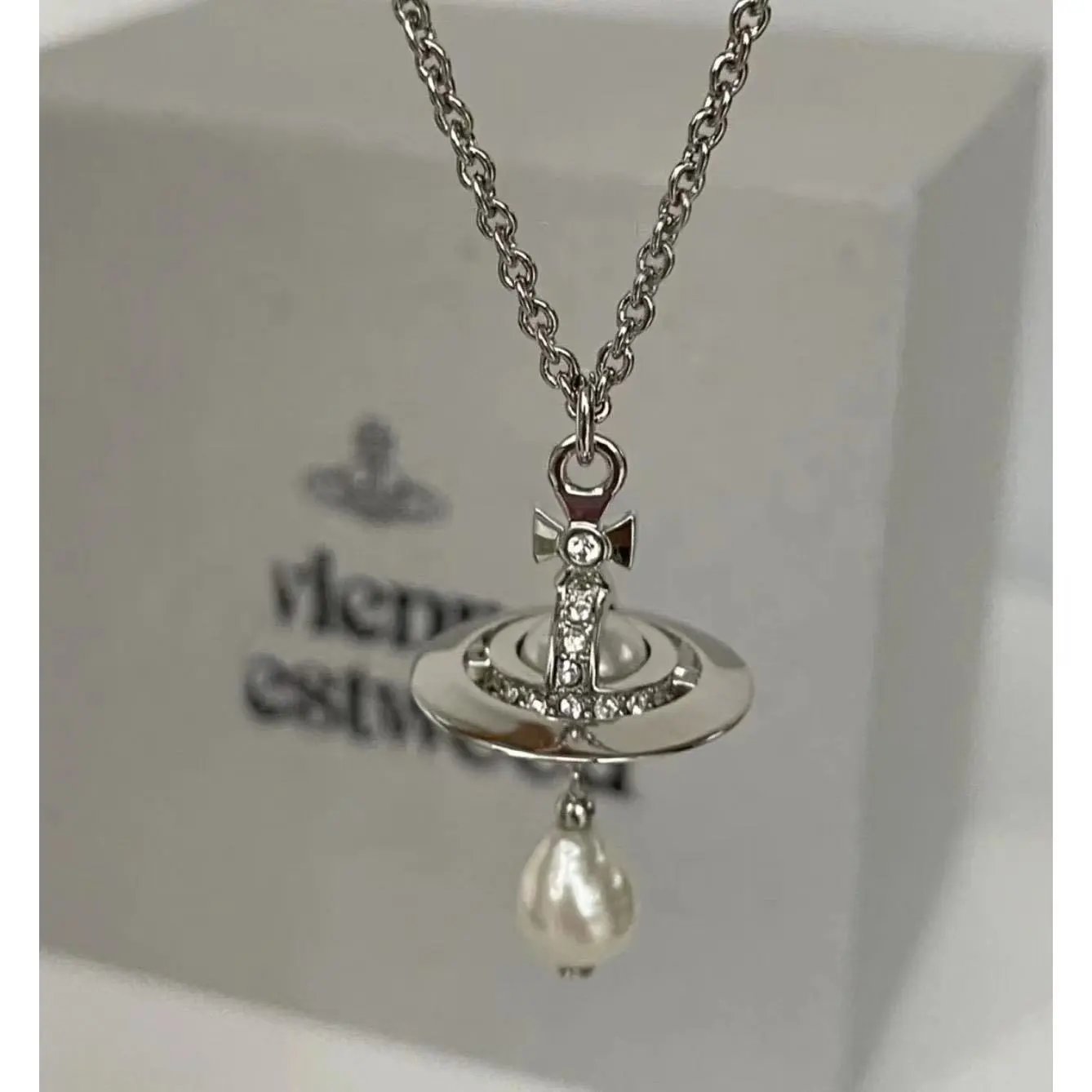 Vivienne Westwood Orb Silver White Pearl Pendant Necklace