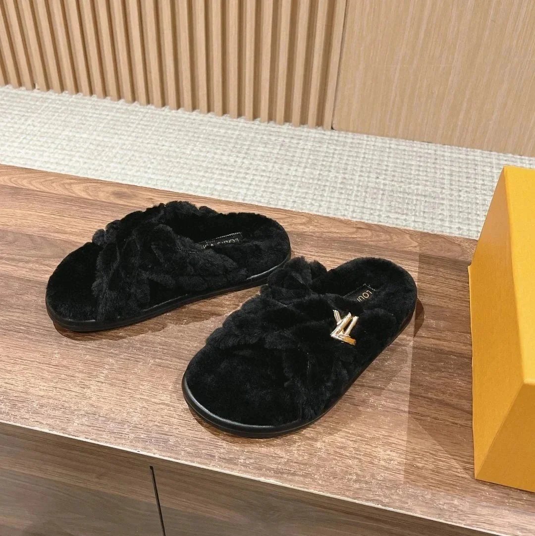 Louis Vuitton Slippers Fur braided double-strap slide with LV hardware — Black