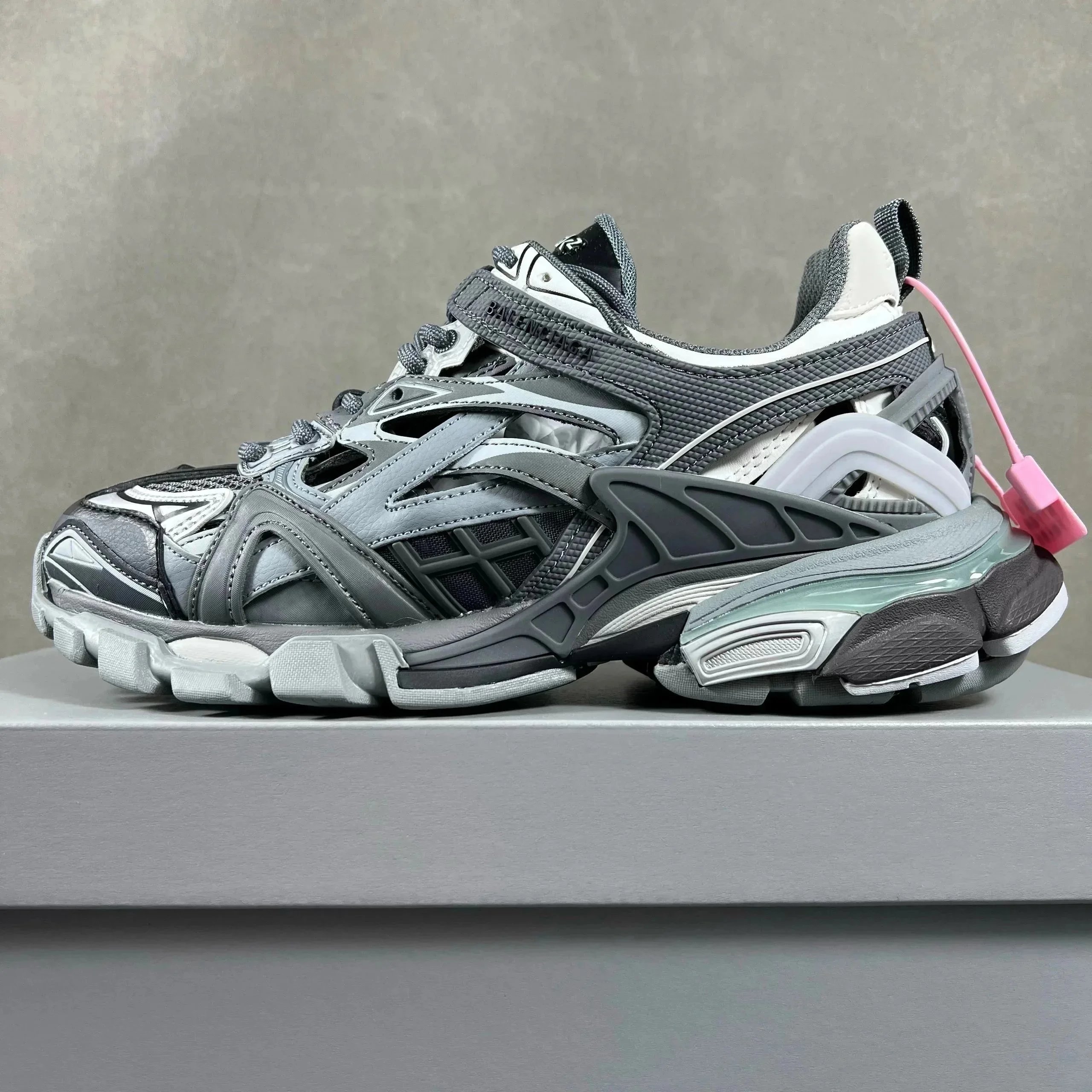 Balenciaga Sneakers Track 2.0 — gray