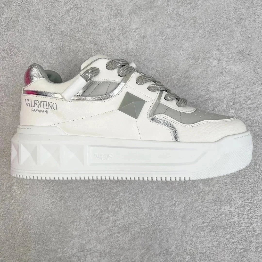 Valentino Garavani Sneakers One Stud XL platform — Style 6