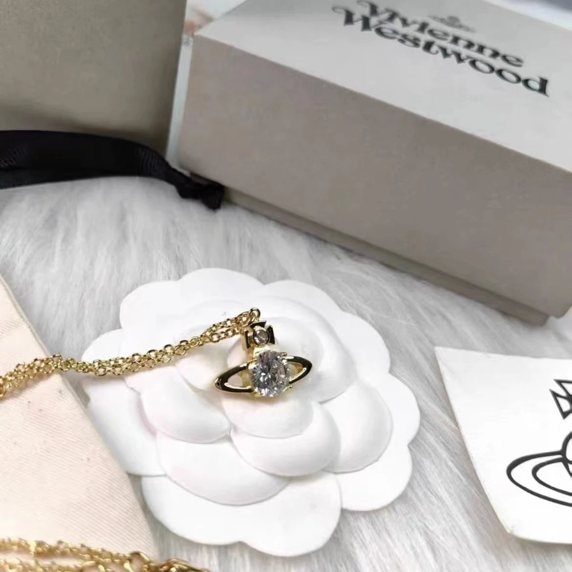 Vivienne Westwood Orb Blue Turquoise Gold Chain Necklace