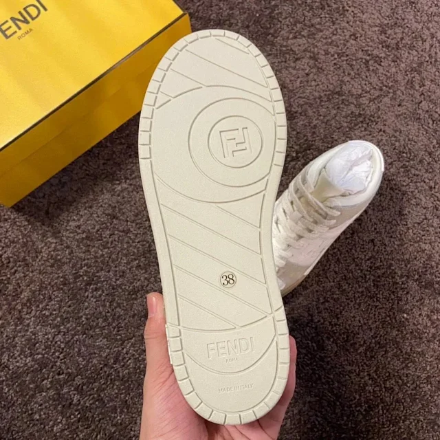 Fendi Sneakers Low-top lace-up leather and suede product detail image 9