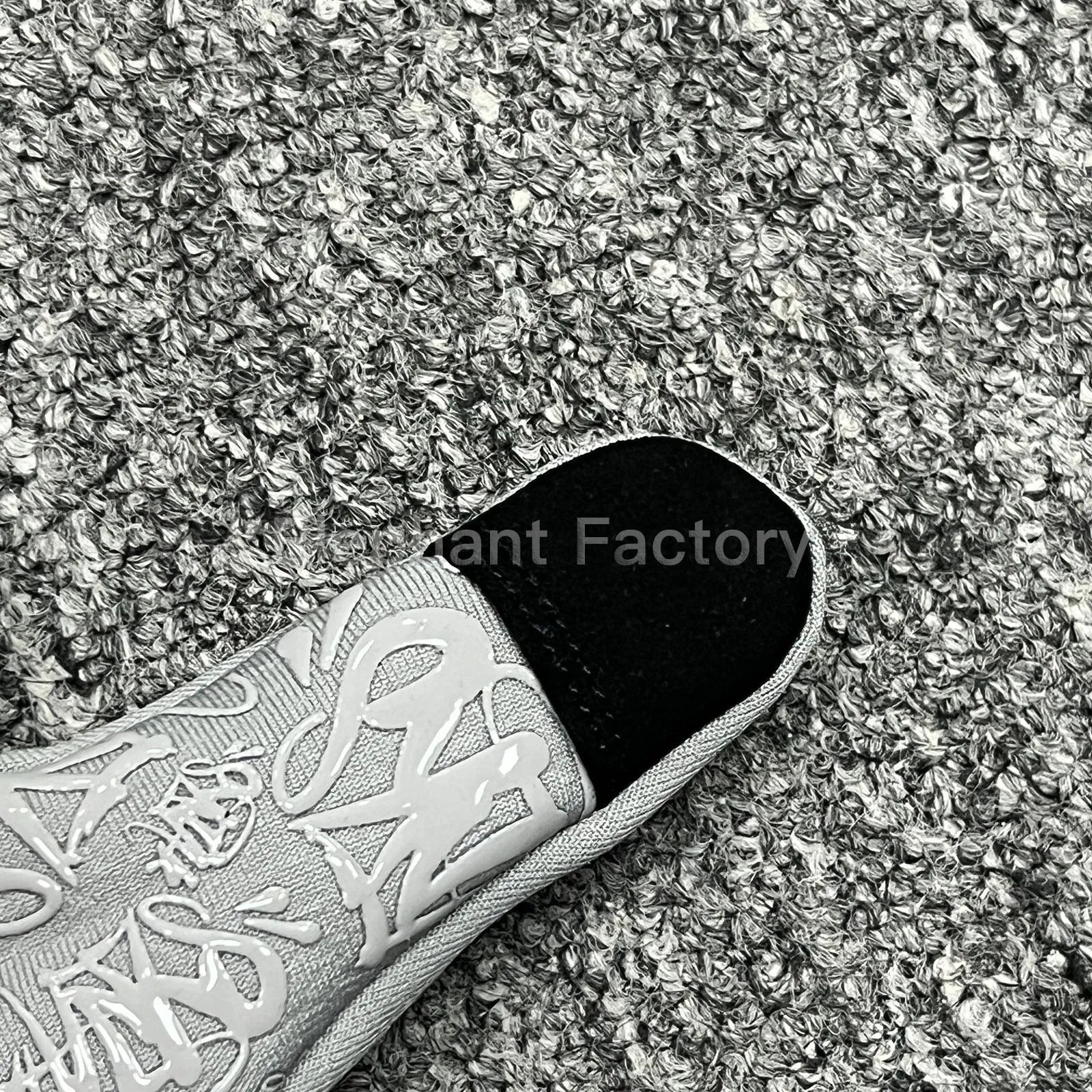 Graffiti Print Gray Touchscreen Cycling Gloves