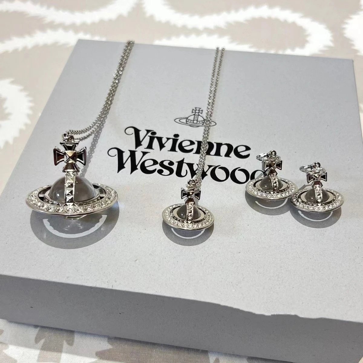 Vivienne Westwood Orb Silver Crystal Punk Jewelry Set