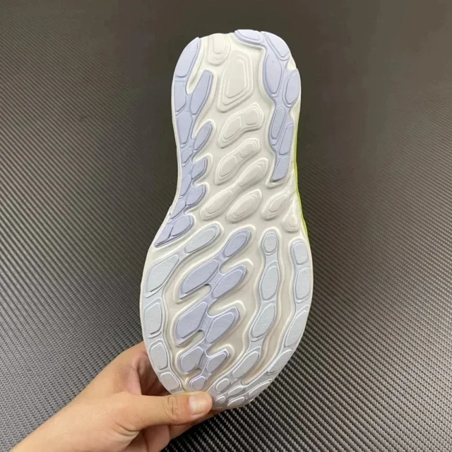 New Balance Sneakers Fresh Foam X Vongo v6 product detail image 7
