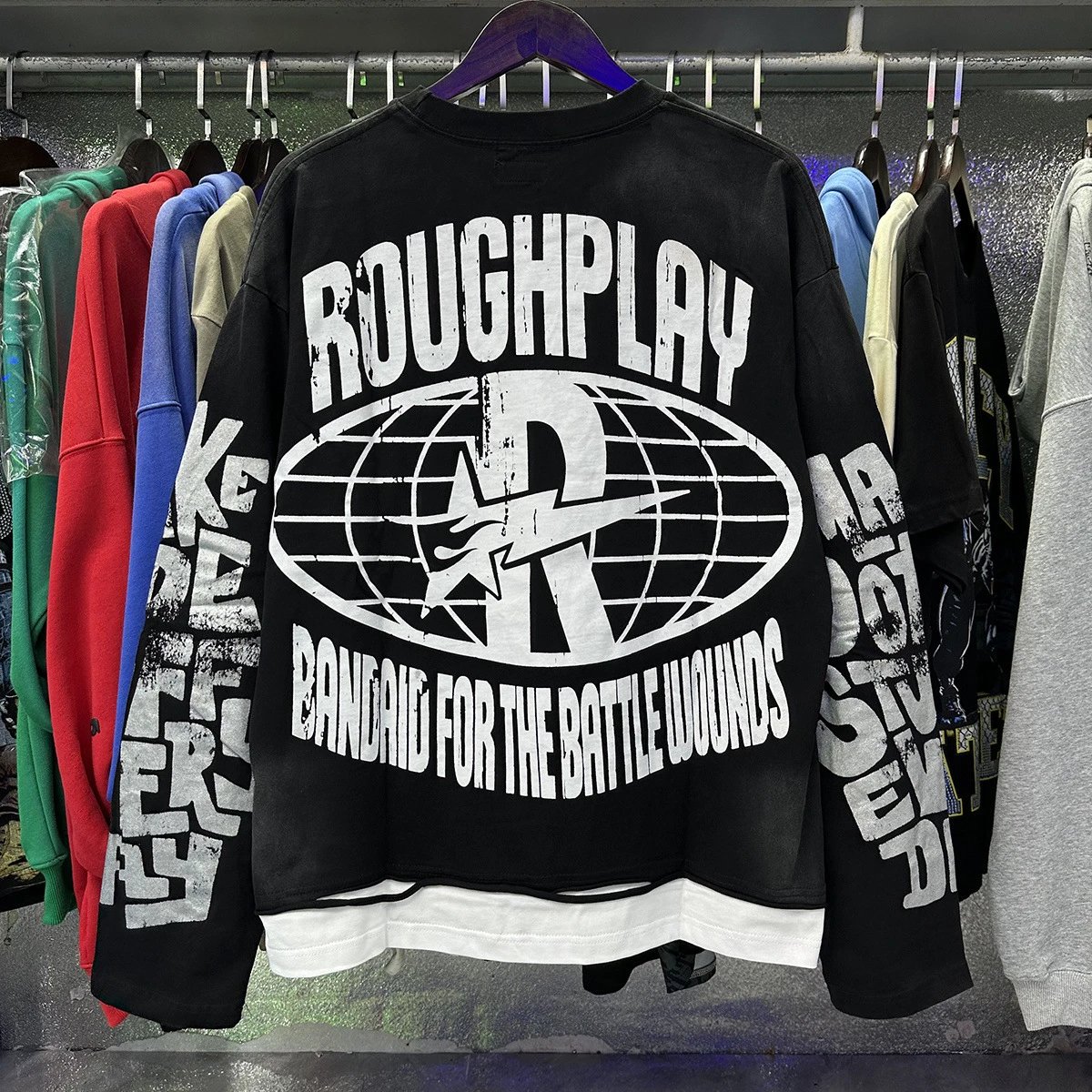 Roughplay Bandaid For The Battle Wounds Black Graphic Oversized Sweatshirt