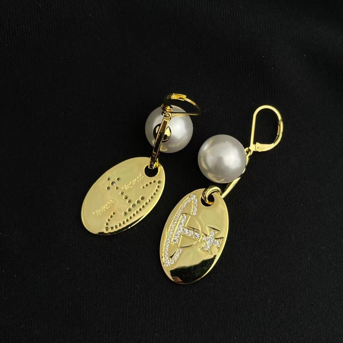 Gold Tone Oval Pendant Earrings With Pearl And Crystal Inlay