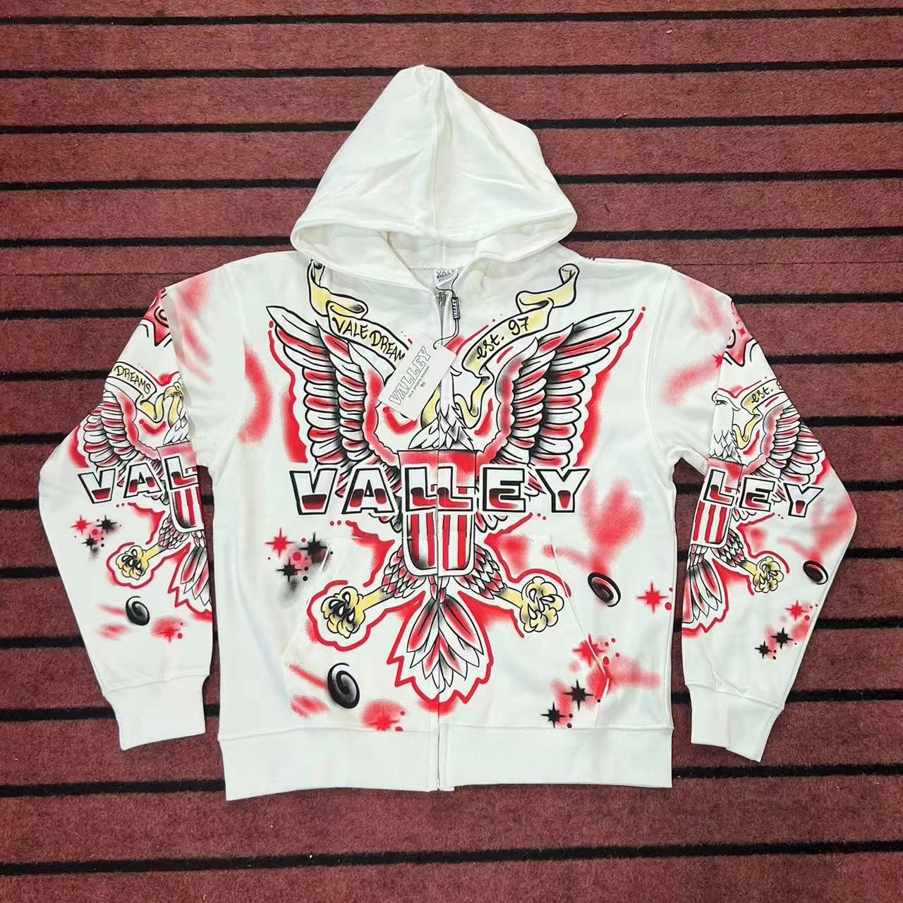 Valley Dream White Eagle Graphic Zip-Up Hoodie