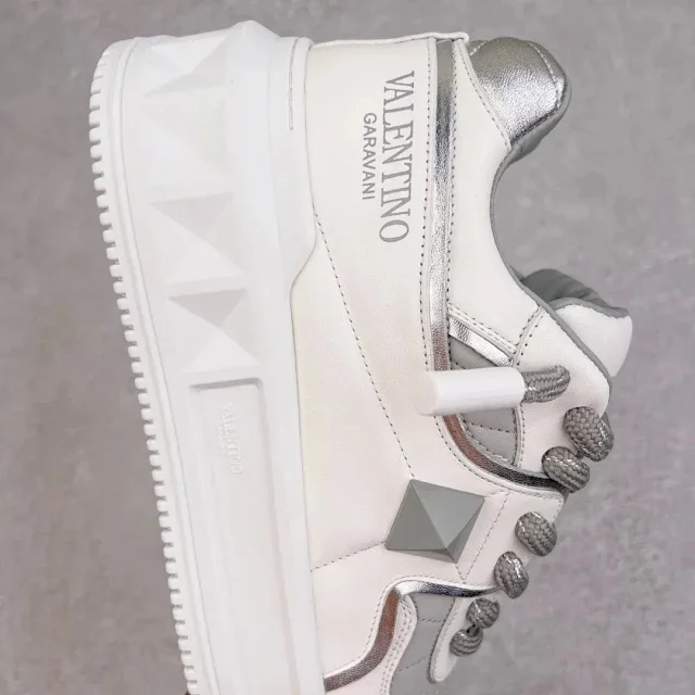 Valentino Garavani Sneakers One Stud XL platform product detail image 40