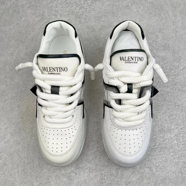 Valentino Garavani Sneakers One Stud XL platform product detail image 54