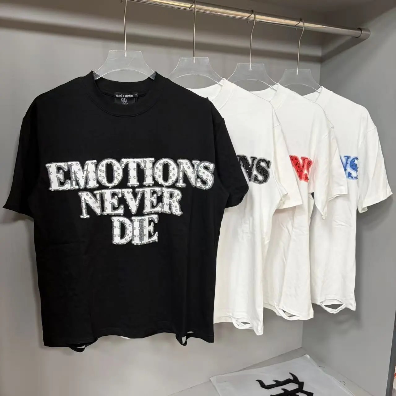 Mixed Emotion T-Shirts Rhinestone Emotions Never Die Graphic — Black