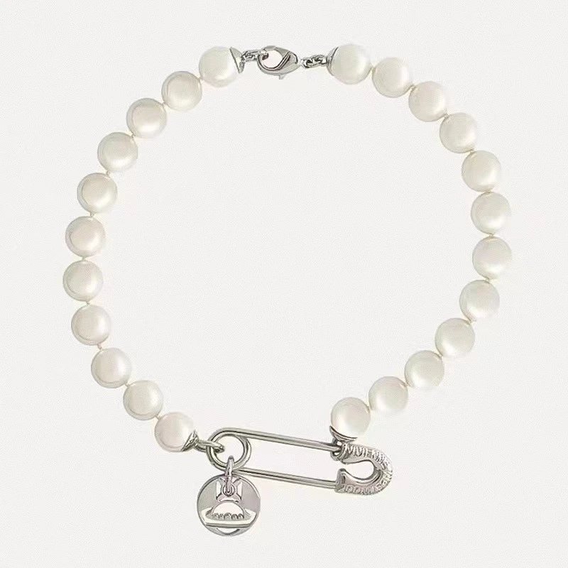 Pearl Choker Necklace White Vintage Safety Pin Pendant