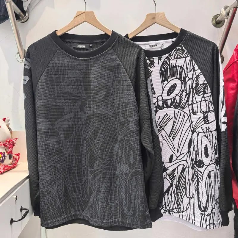 Trippie Red Long Sleeve Raglan Black Gray Abstract Print Tee