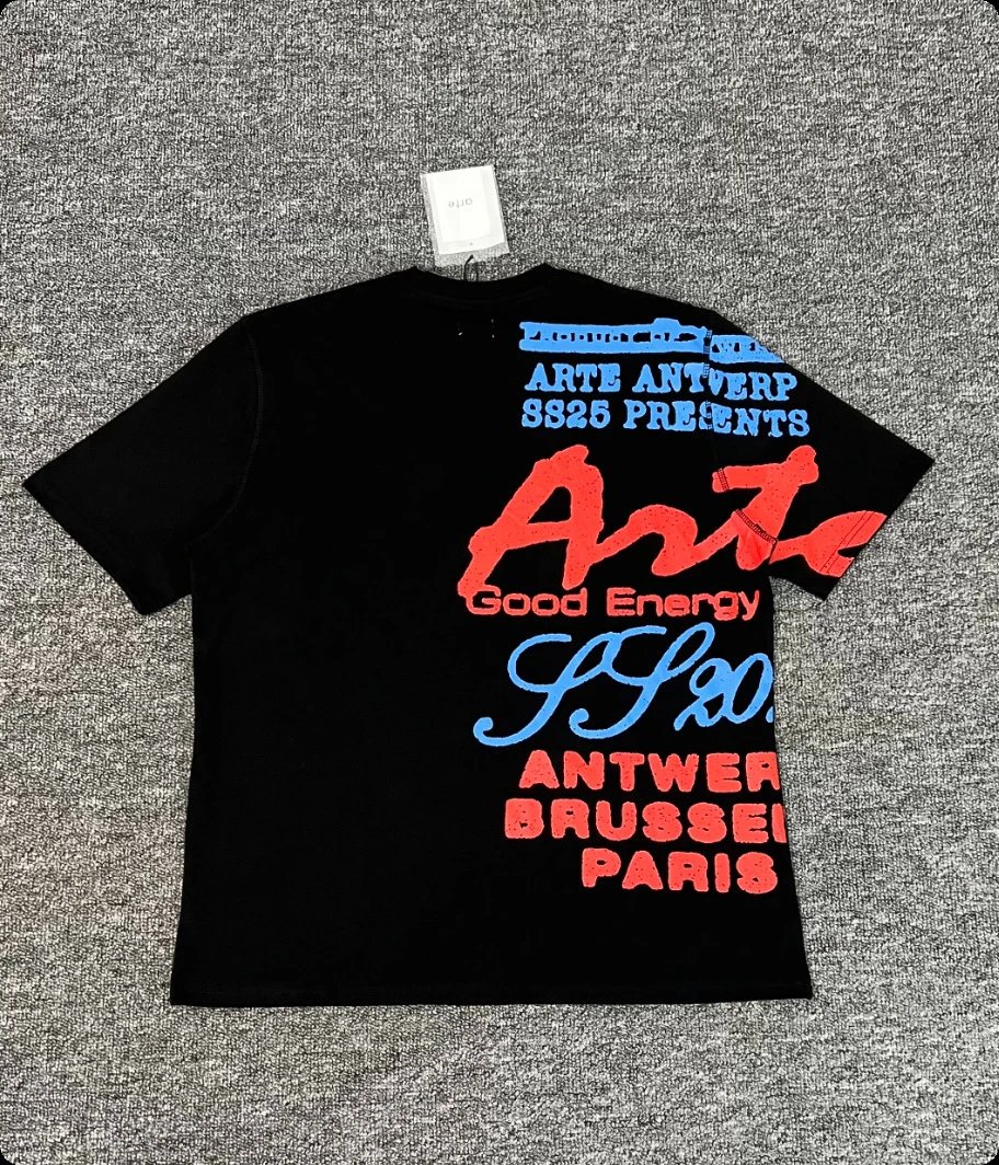 Arte T-Shirts Graphic Print T-Shirt — 209 Black