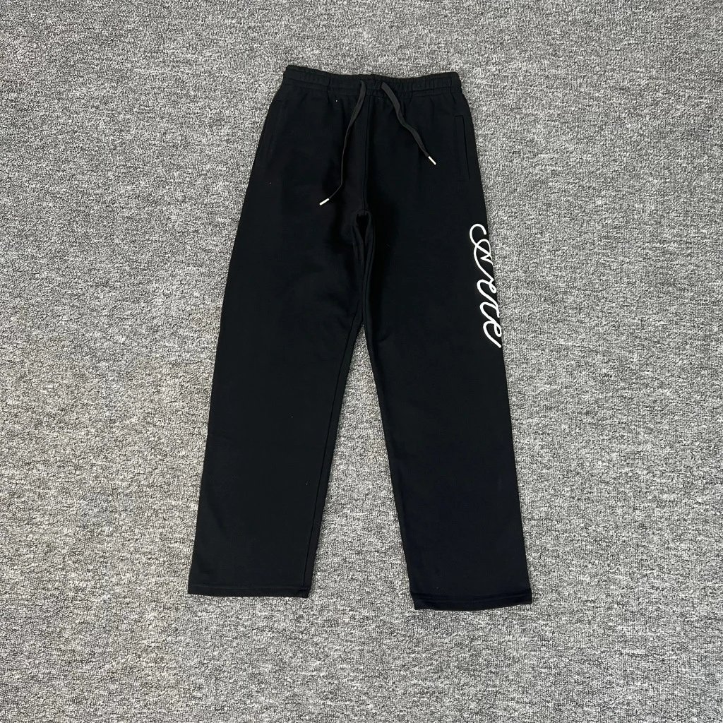 Arte T-Shirts Graphic Print T-Shirt — 302 Black (Trousers)