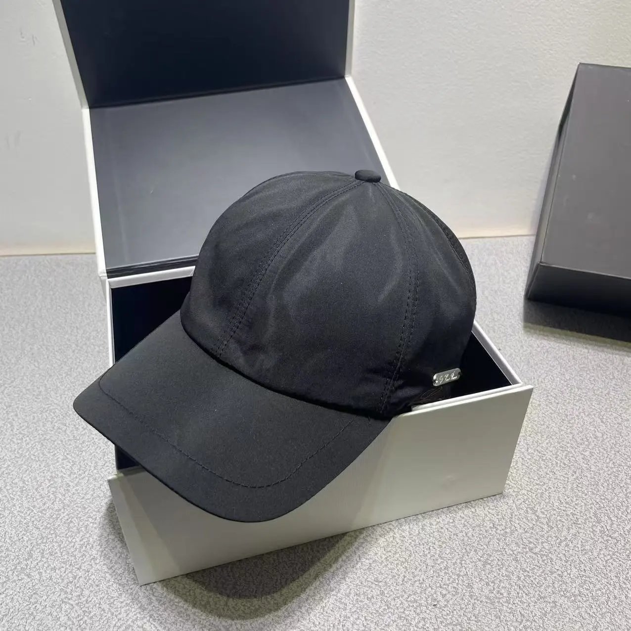 Unbranded Classic Six Panel Snapback Cap Assorted Colors Casual Baseball Hat