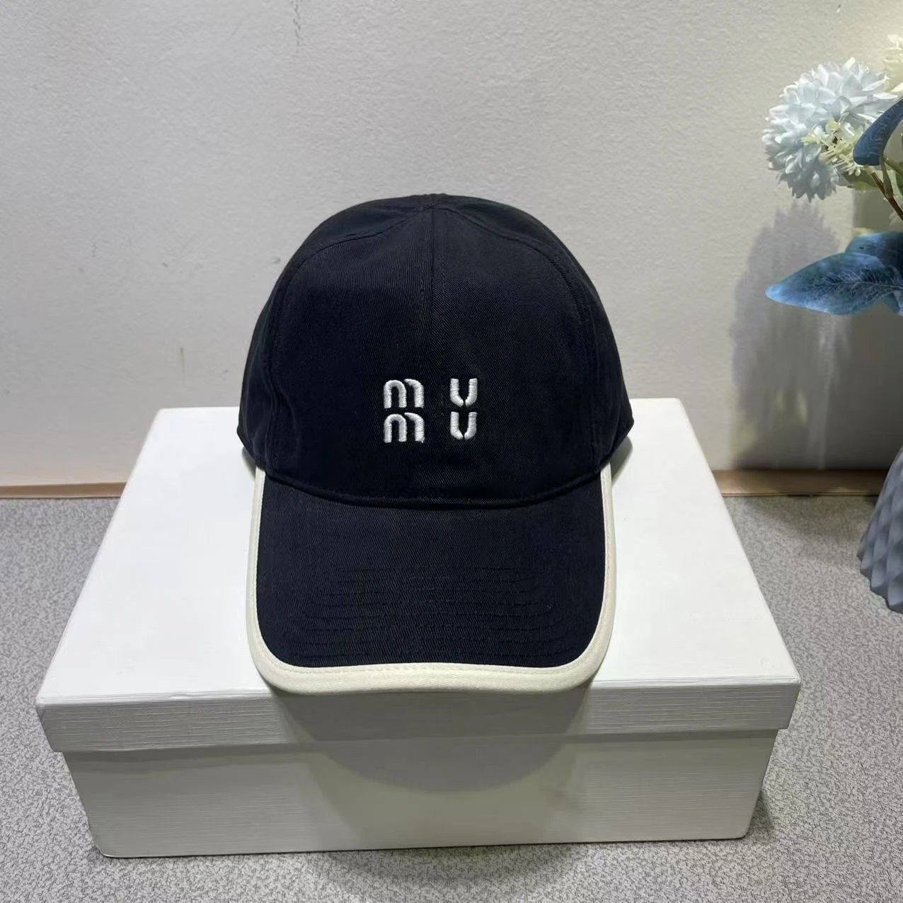 MU Brand Embroidered Logo Adjustable Baseball Cap Navy Pink White Gray Casual