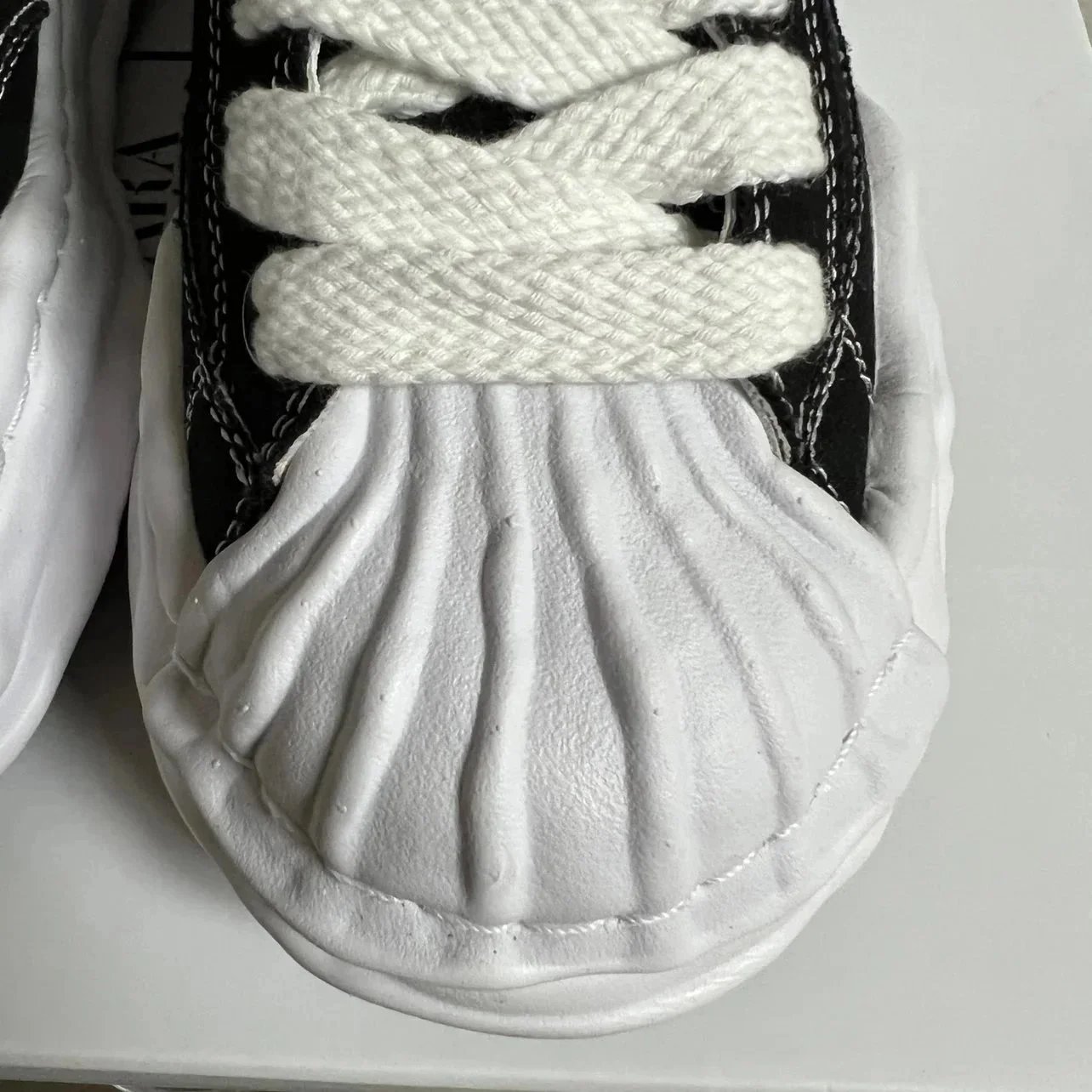 MMY Blakey Black White Casual Sneakers
