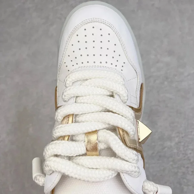 Valentino Garavani Sneakers One Stud XL platform product detail image 11
