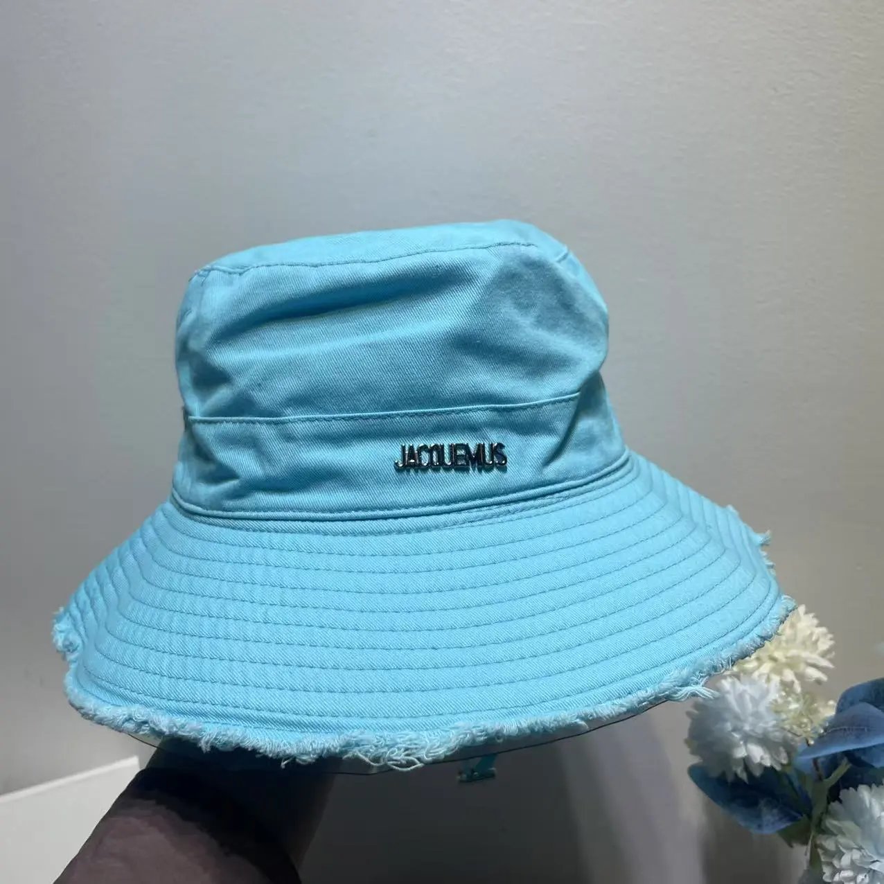 Jacquemus Bucket Hat Beige Frayed Edge Casual