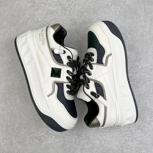Valentino Garavani Sneakers One Stud XL platform product detail image 28